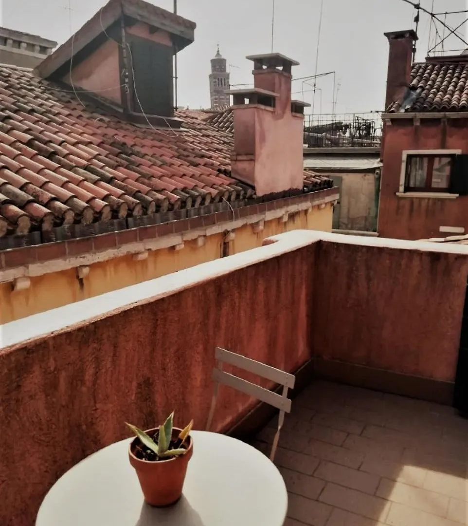 Ca' Rossini 2 Apartment Venice