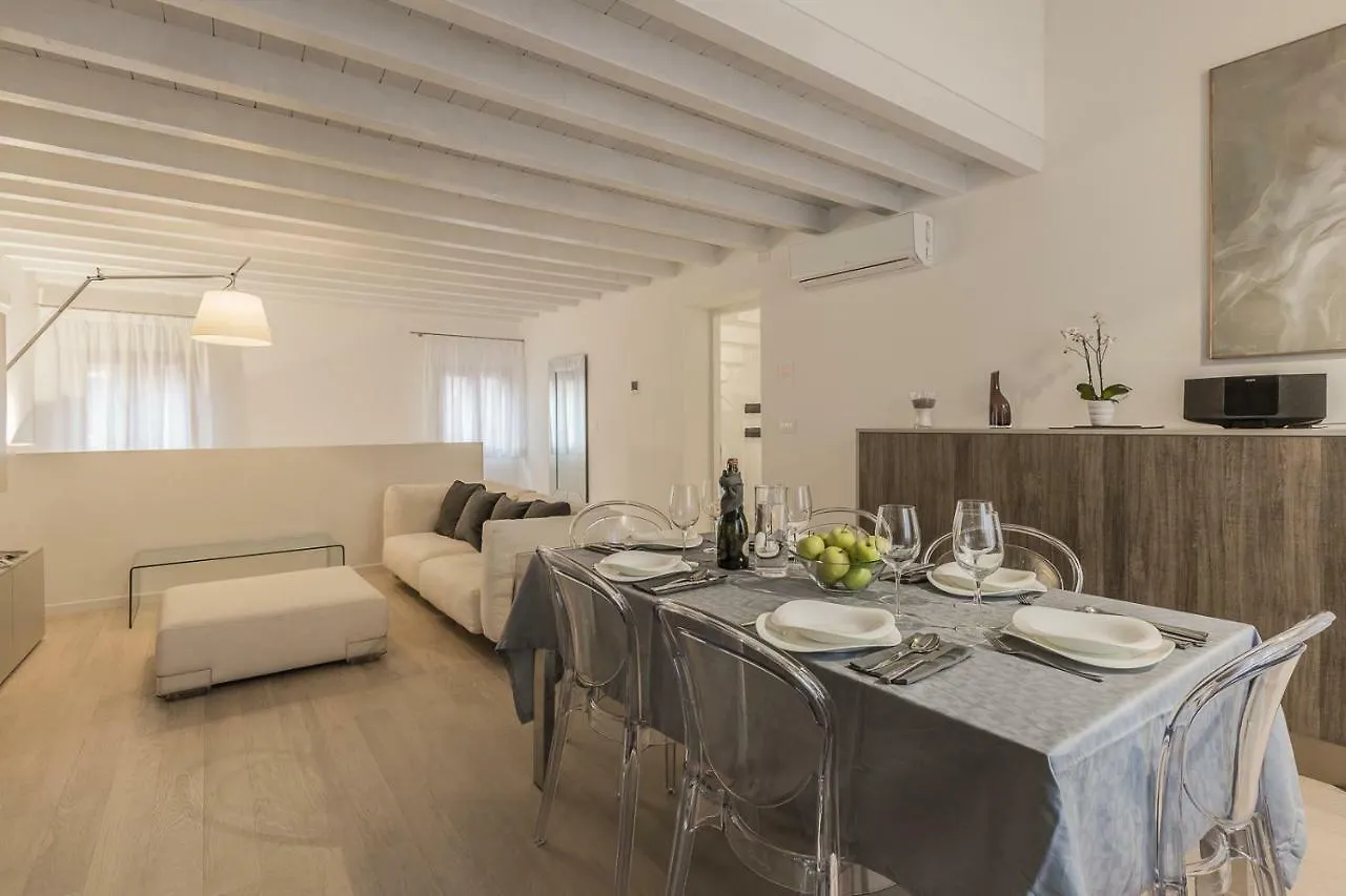 Ca' Rossini 2 Apartment Venice Italy