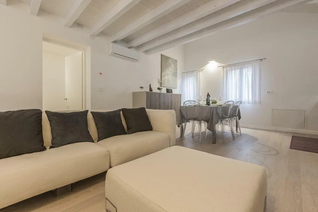 Ca' Rossini 2 Apartment Venice Italy