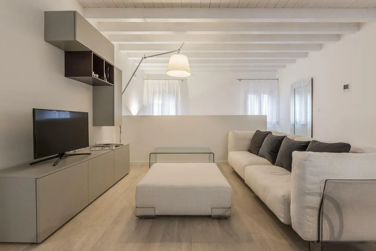 Ca' Rossini 2 Apartment Venice Italy